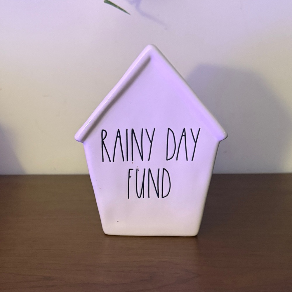 White Rainy Day Fund House Bank
